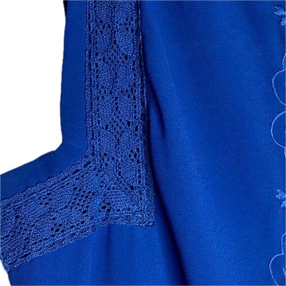 Naked Zebra Royal Blue Top W/ Embroidery & Lace Details, Key Hole Closure, Large - Picture 7 of 13